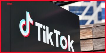 تحدي تيك توك ينتهي بكارثة: فتاة تصاب بحروق خطيرة بعد تجربة في الميكروند