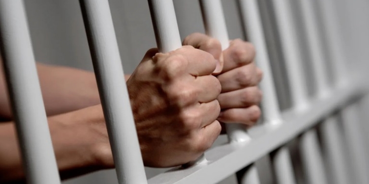 الحكم بالسجن 15 سنة على قاصر في قضية اغتصاب وقتل طفلة بالقصر الكبير