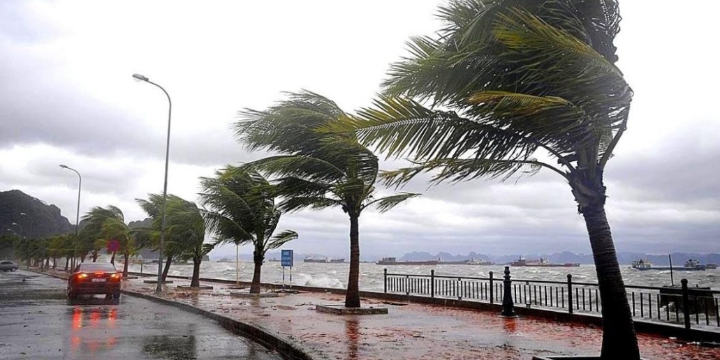 نشرة إنذارية برتقالية: رياح قوية وأمطار رعدية تضرب مناطق واسعة من المغرب