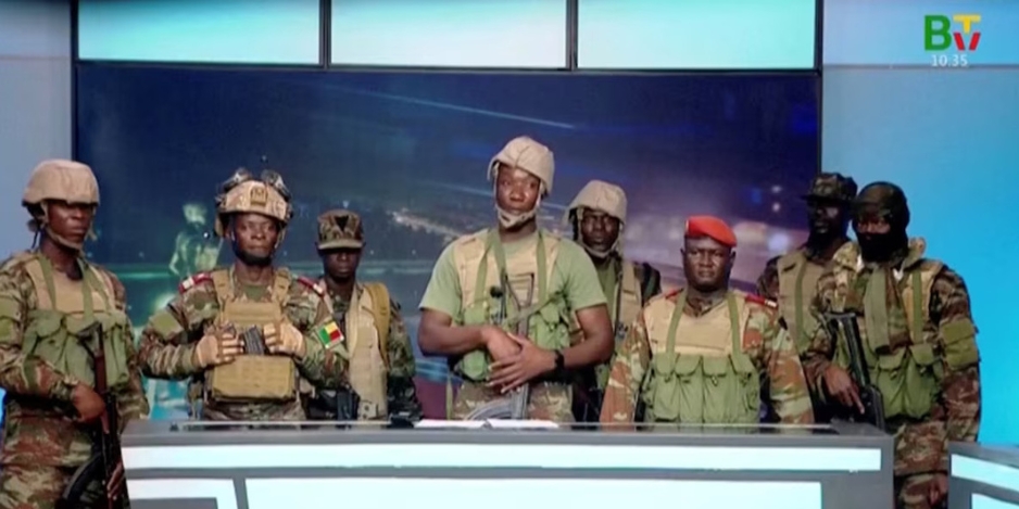 محاولة انقلاب فاشلة في بنين تنتهي باعتقال 12 عسكريا