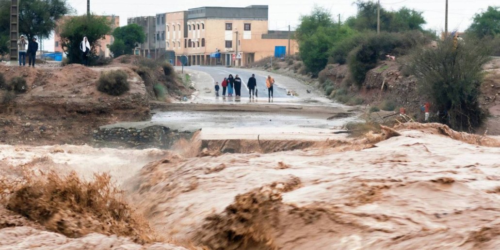 خبير مناخي يكشف أسباب الأمطار الغزيرة بالمغرب