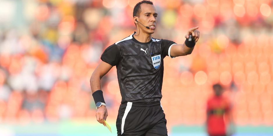 الحكم الموريتاني دحان بيدا يدير مواجهة المغرب والكاميرون في ربع نهائي الكان