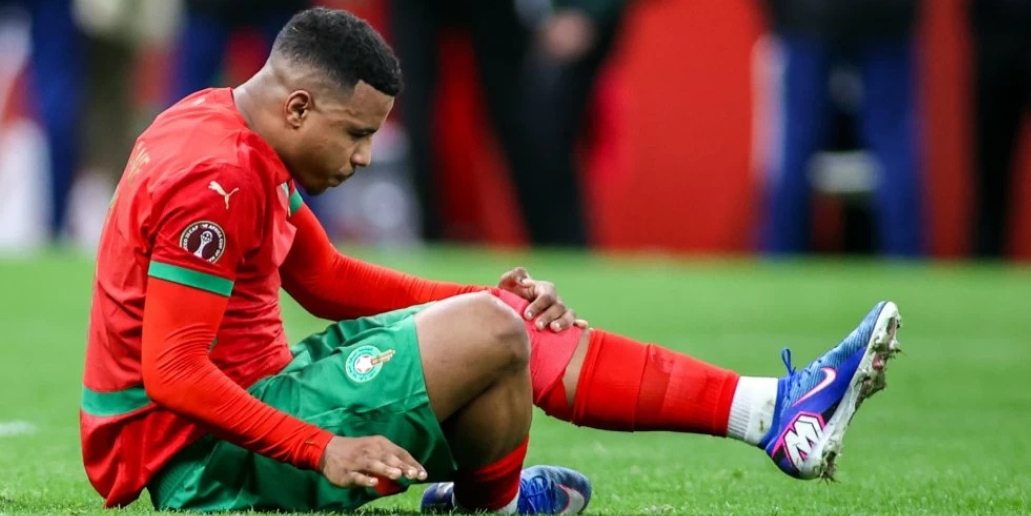 ليل الفرنسي يعلن غياب حمزة إيغامان أشهرا بعد إصابته في نهائي كأس أفريقيا