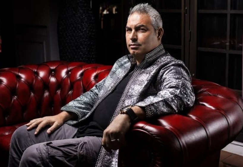 وفاة المخرج المغربي محمد عهد بنسودة عن 56 عاما بعد مسيرة فنية حافلة